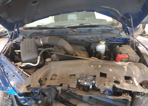 2018 Ram 1500 Slt 4X4 6'4 Box z USA, uszkodzony, nr VIN 1C6RR7GT0JS128063